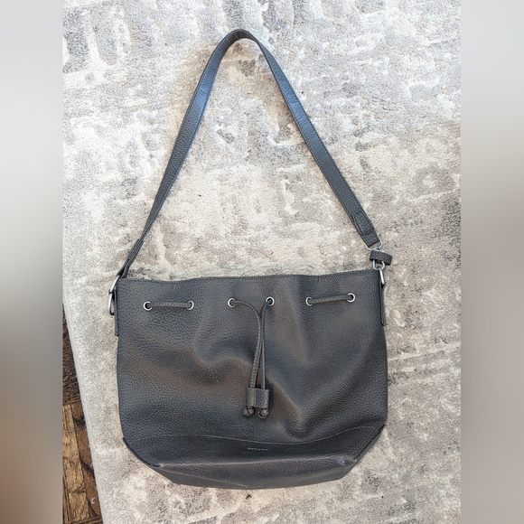 Mat & Nat Grey Bucket Bag EUC - Picture 3 of 5